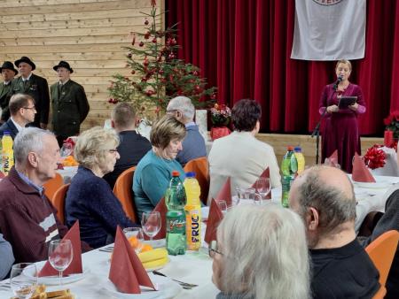 Novoletno srečanje krajank in krajanov Kotelj starih 80 let in več (17)